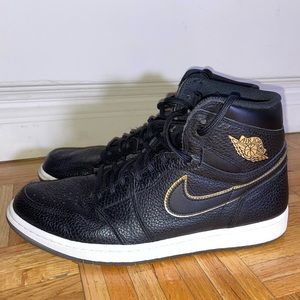 Air Jordan 1 Retro High "City of Flight" - Mens Size 11